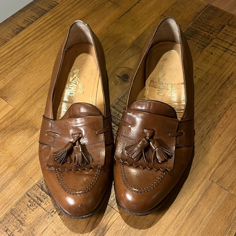Ferragamo 11D Tassel Loafers